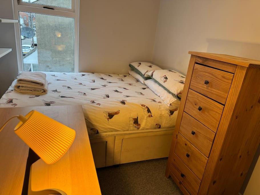 Stylish, Spacious And Central 4 Bedroom House 벨파스트 외부 사진