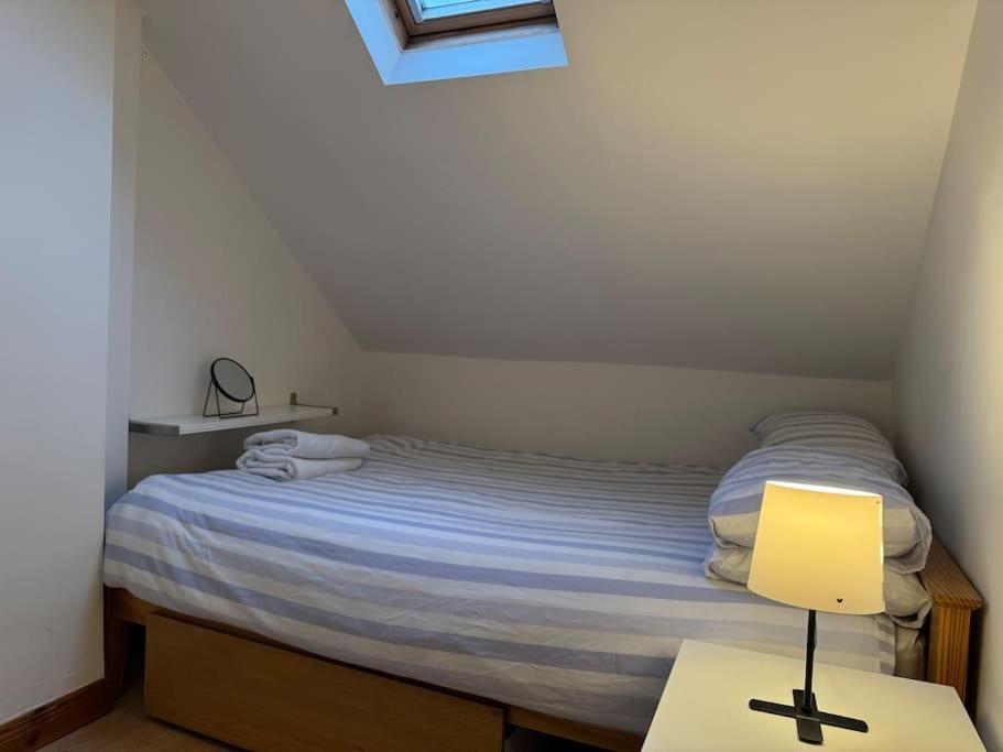 Stylish, Spacious And Central 4 Bedroom House 벨파스트 외부 사진